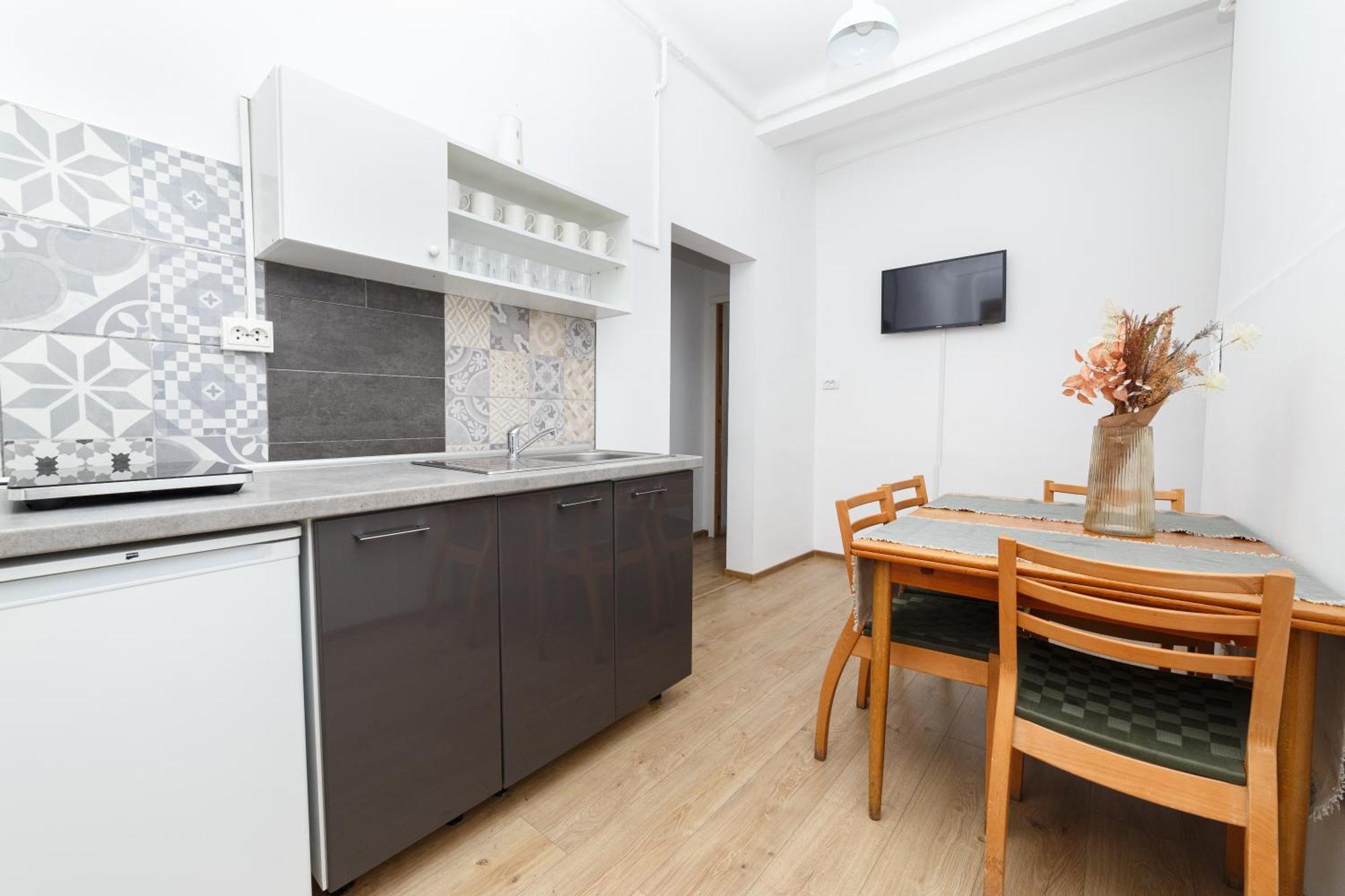 Color Apartments Franceza St Bukareszt Zewnętrze zdjęcie