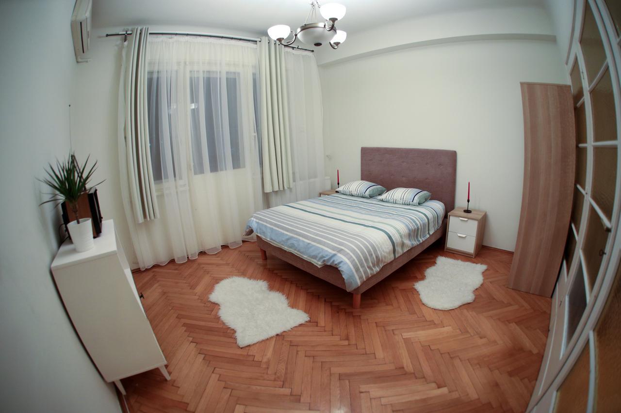 Color Apartments Franceza St Bukareszt Zewnętrze zdjęcie