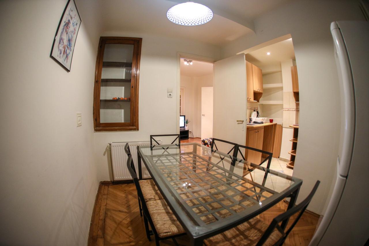 Color Apartments Franceza St Bukareszt Zewnętrze zdjęcie