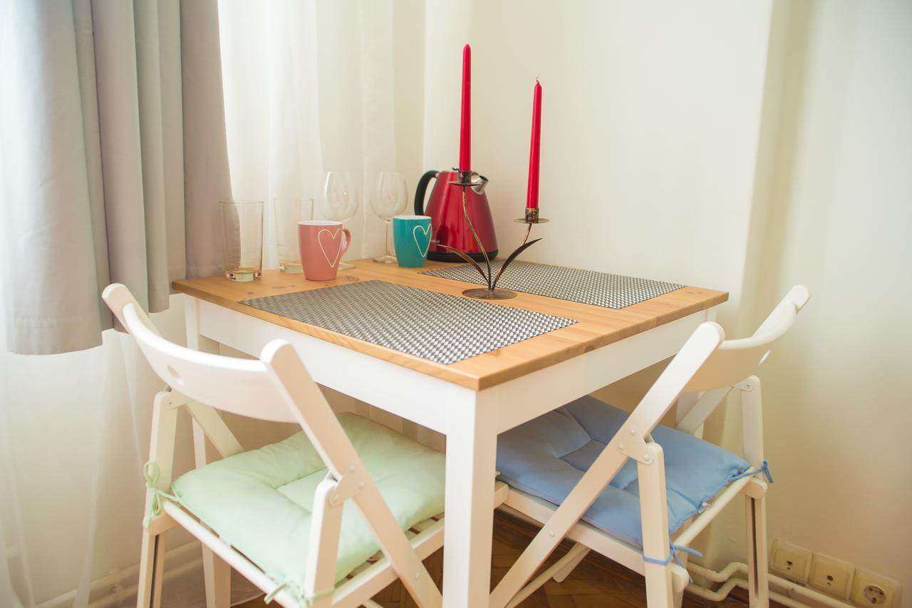 Color Apartments Franceza St Bukareszt Zewnętrze zdjęcie